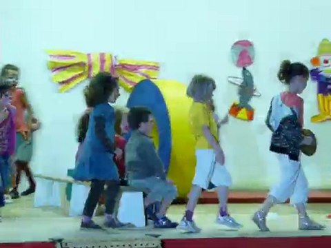 Juin 2010 - Spectacle CLAE : les petits clowns