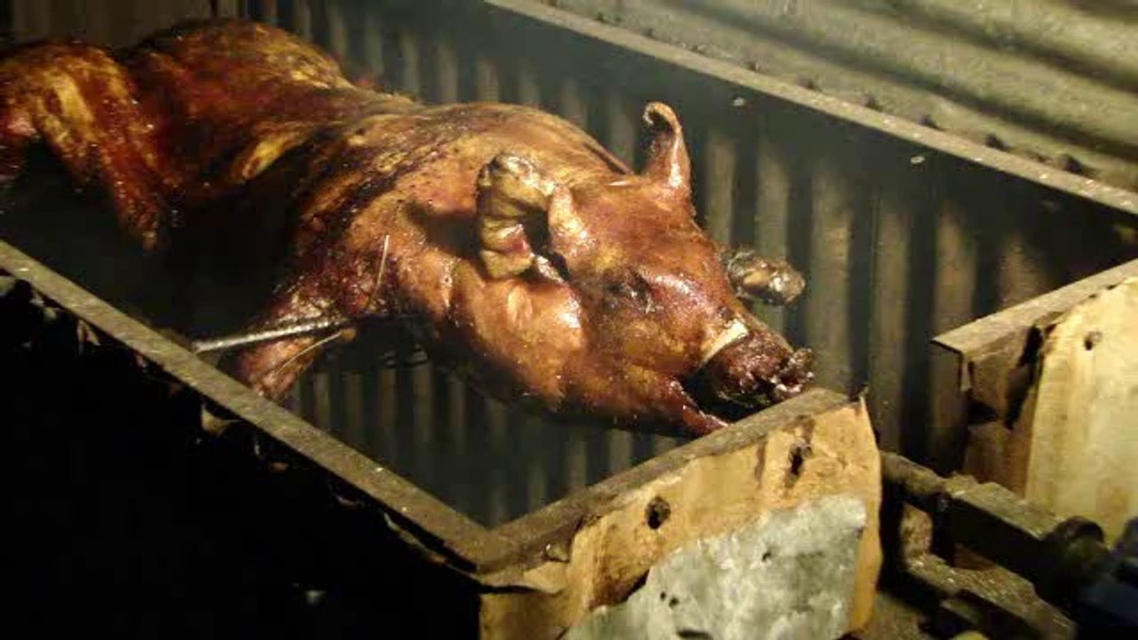 Soirée PULSION4x4 CHALOUPE ST LEU Cochon grillé