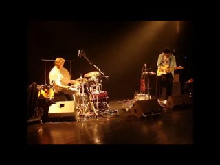 Willerzie au CC Jacques Franck (François Legrain : batterie)