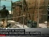 Habitantes de Bosaso intentan reconstruir sus hogares