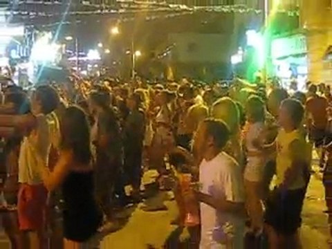 flash mob devant le senior frog's juin 2010