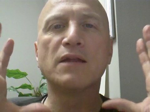 DR CHIROPRACTOR: CLEANLINESS IS NEXT TO GODLINESS!