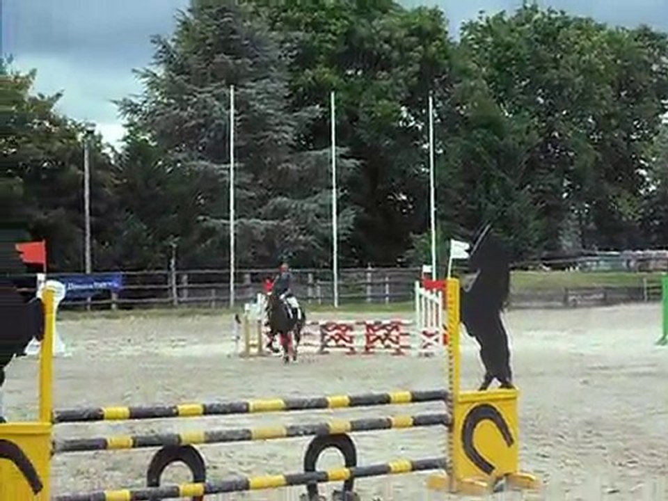 Linconnue et moi 1er place Club poney Elite a la Courbette