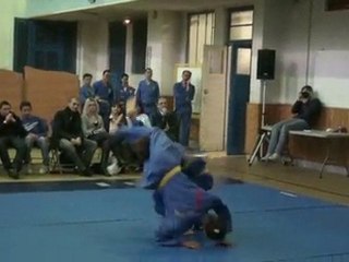 Vovinam viet vo dao - Ciseaux (Don Chan)