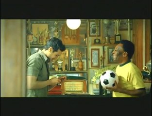 Pelé fait de la pub pour MasterCard