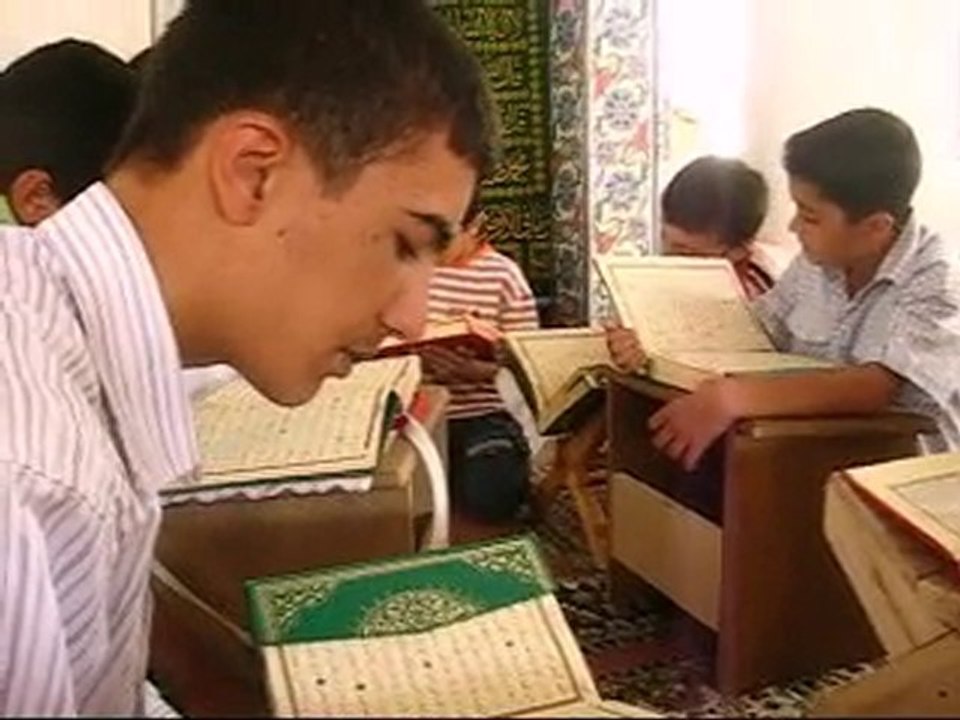 Siverek'te Minik Kur'an Bülbüleri Camilere Akın Etti