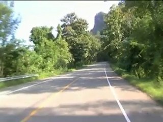 Moving To Mars 🚀 - Inspiring Journey of Two Karen Families Seeking a New Life in England