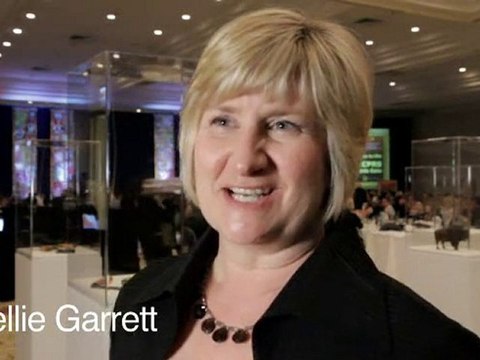 THE CANADIAN PUBLIC RELATIONS SOCIETY HONOURS KELLIE GARRETT