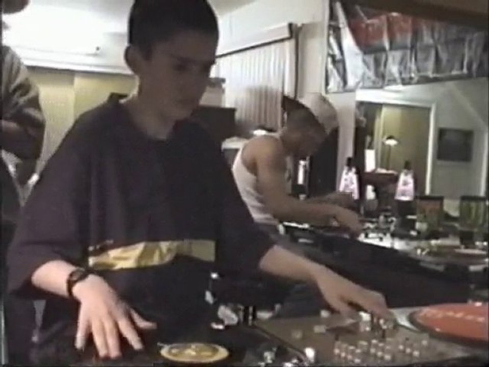 dj qbert & a-trak (recording at qbert's house)