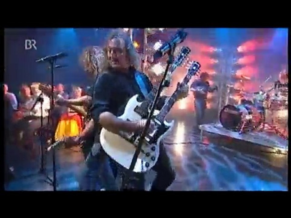 Bonfire Deutsche Nationalhymne