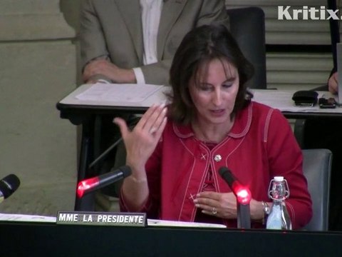 ségolène royal impose l'ordre financier juste à l'ump [2/5]