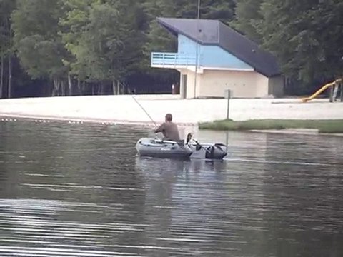 pêche au lac des vieilles forges dans les Ardennes