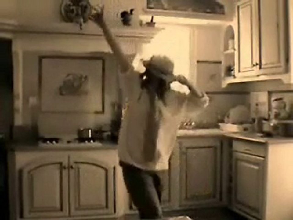 parodie mickael jackson chanson "smooth criminal"( francais)