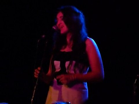 Camélia Jordana Calamity Jane live le scène bastille