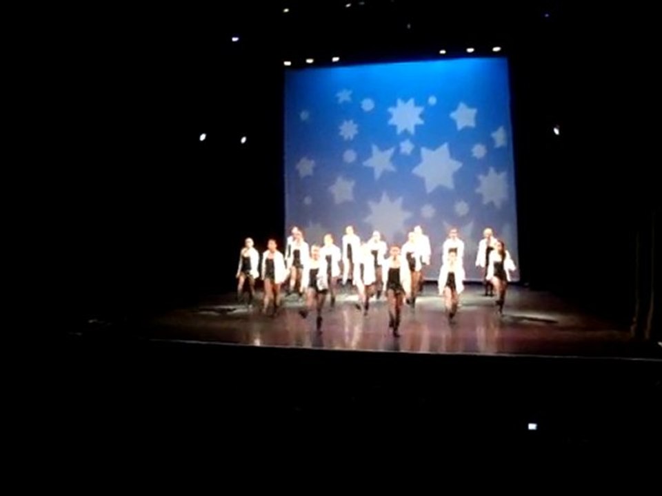 fete de la danse 2010 adase hommage Mj " this is it"