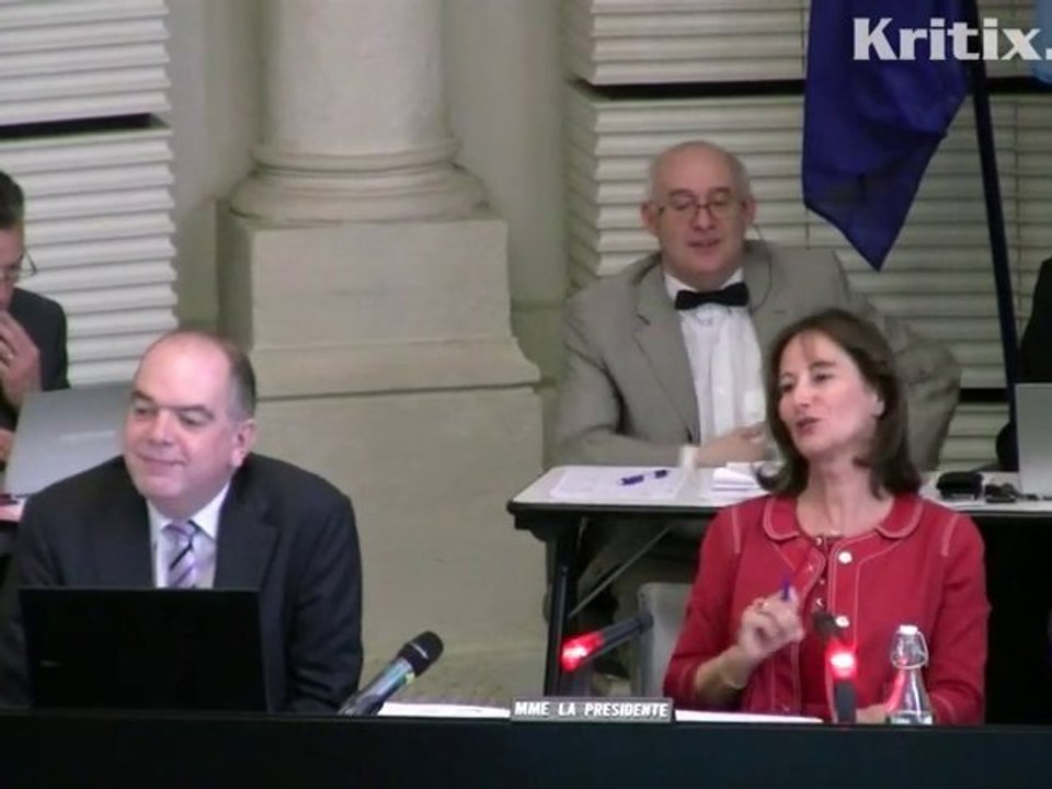 Ségolène Royal impose l'ordre financier juste à l'UMP [3/5]