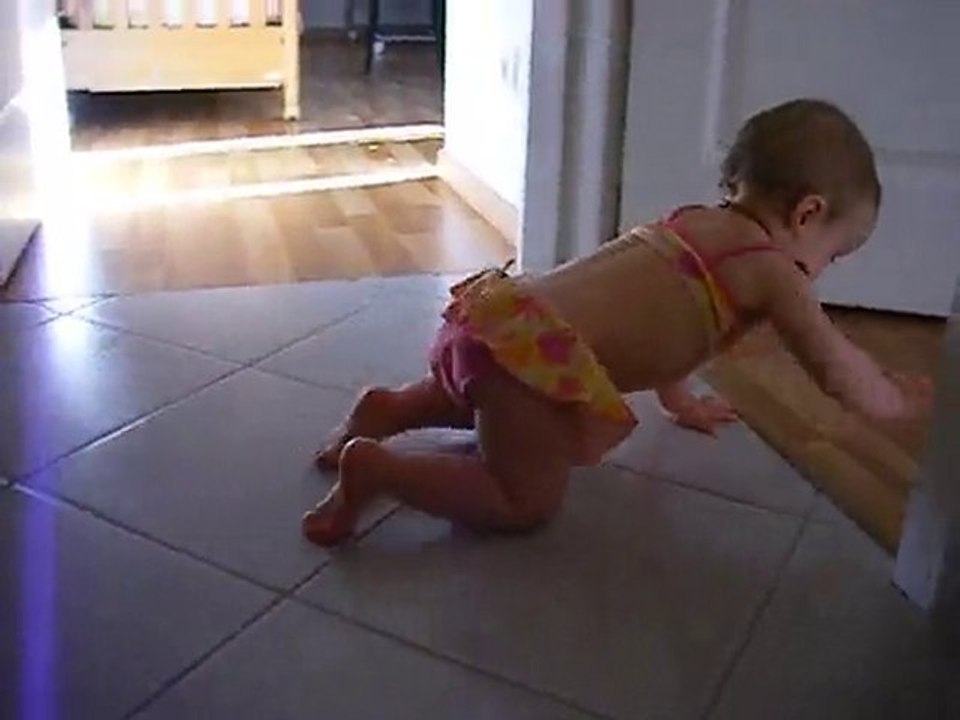 Video maillot de bain 23 06 2010