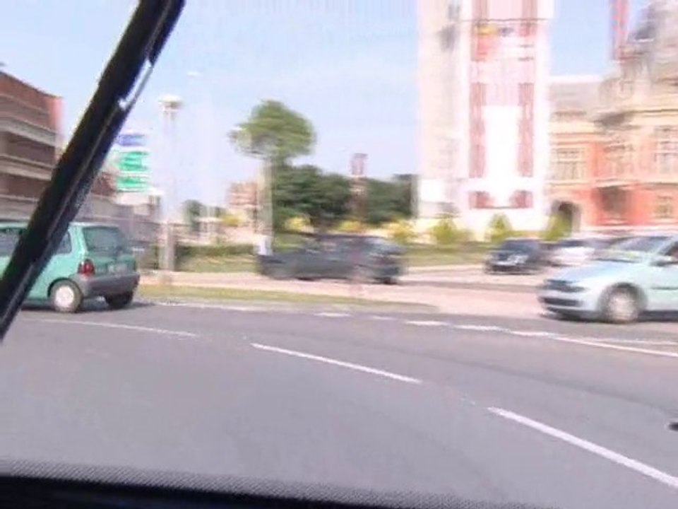 Calaisis TV: Des voitures ecolos a la ville de Calais