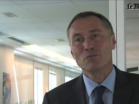 On en prend plein la gueule, mais on continue les réformes