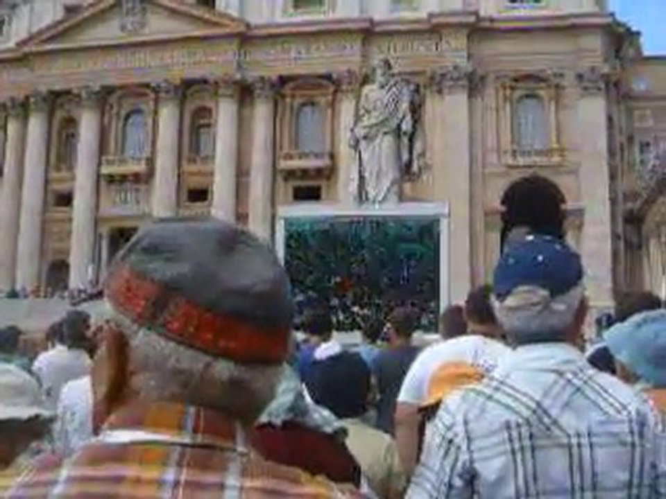 Pater noster et bénédiction  du pape 16 06 2010