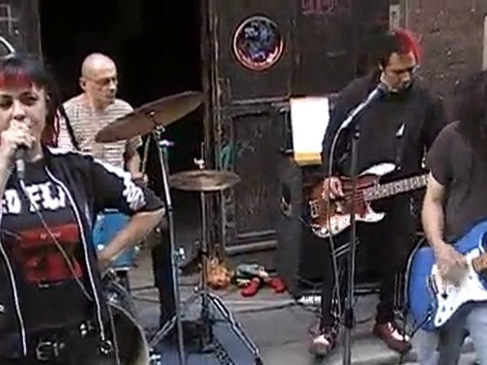 C'est pas grave - Garçon manqué