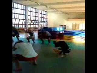 Petit jeu à l'entrainement pour gagner des gants MMA (Jok's)