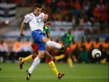 Cameroon 1-2 Netherlands Van Persie, Huntellar scored