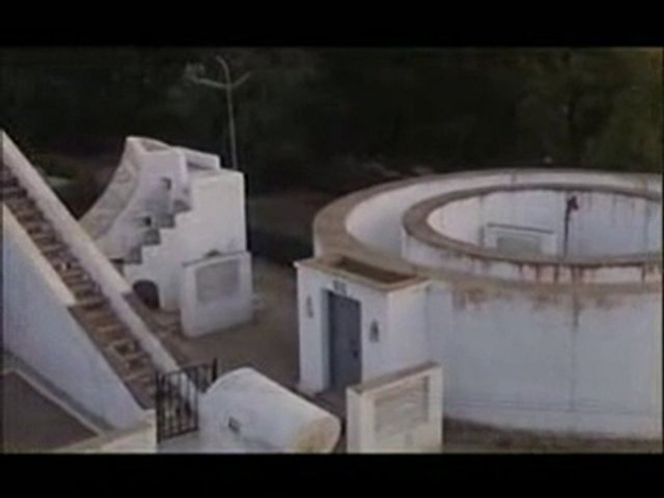 Tours du monde, Tours du ciel.(Isaac Newton...)2/4