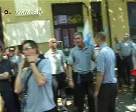 Manifestazione degli operai Pirelli a Milano