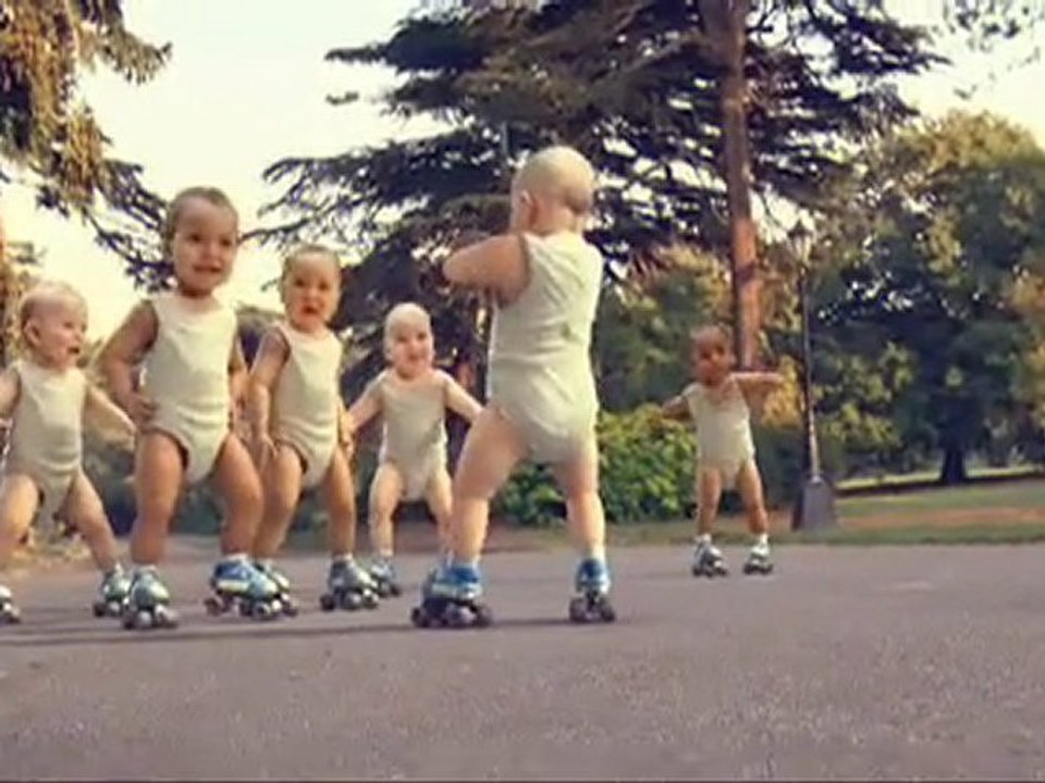 Evian Roller Babies Interview VF English Subtitles