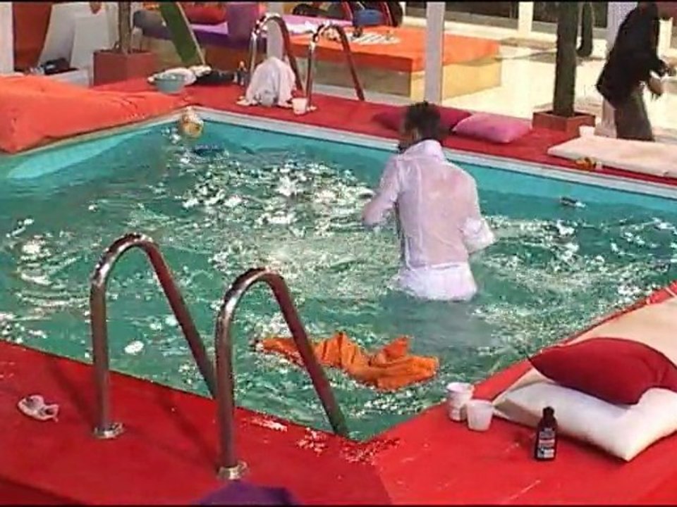 David attaqué en plein direct !