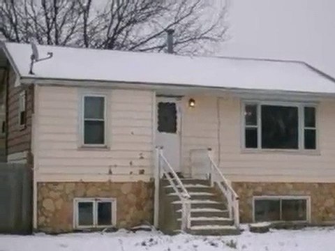 Homes for Sale - 1021 Lotus Dr - Round Lake Beach, IL 60073