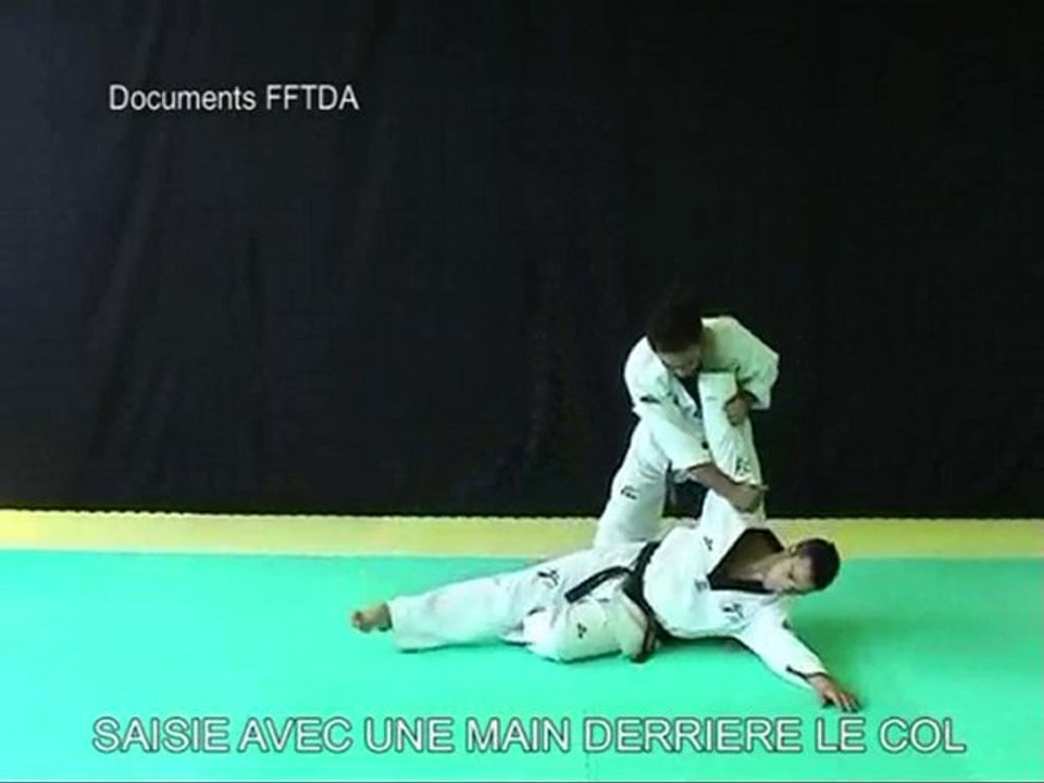 Hoshinsoul - 07 - Saisie avec 1 main derriere le col - FFTDA