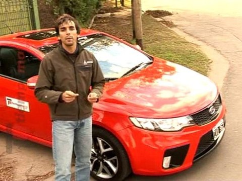 KIA CERATO FORTE KOUP: UNA OPCION QUE ENTUSIASMA