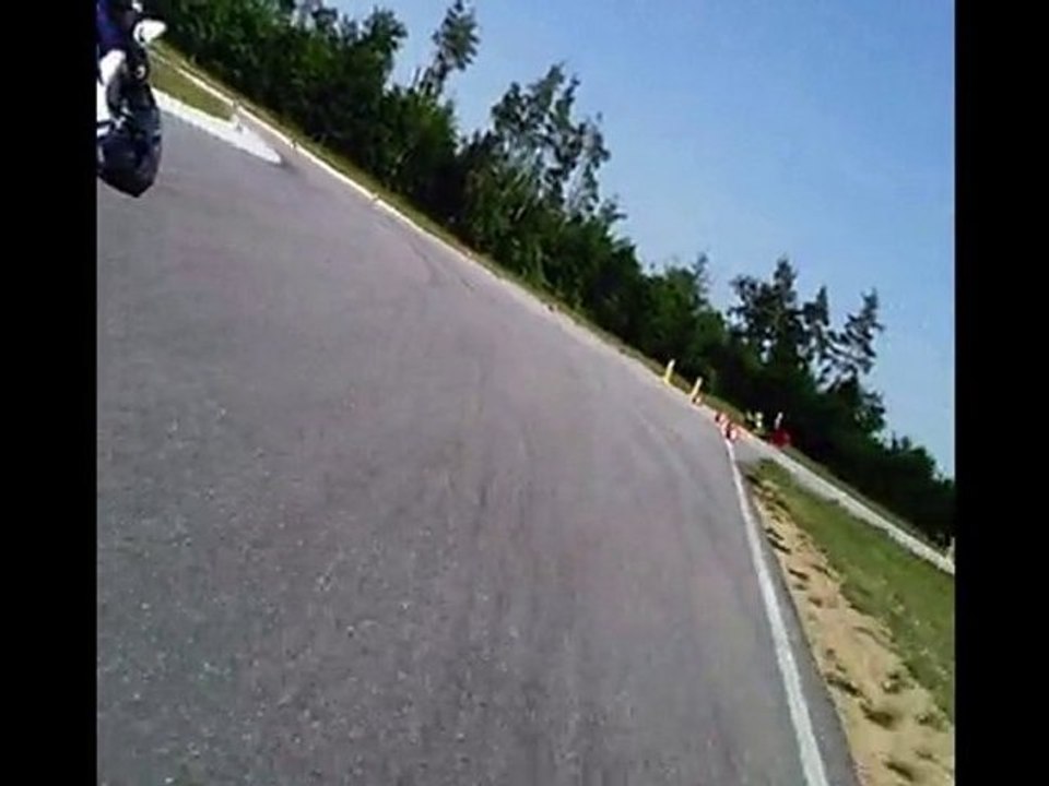 Roulage circuit Chenevières 24 06 2010