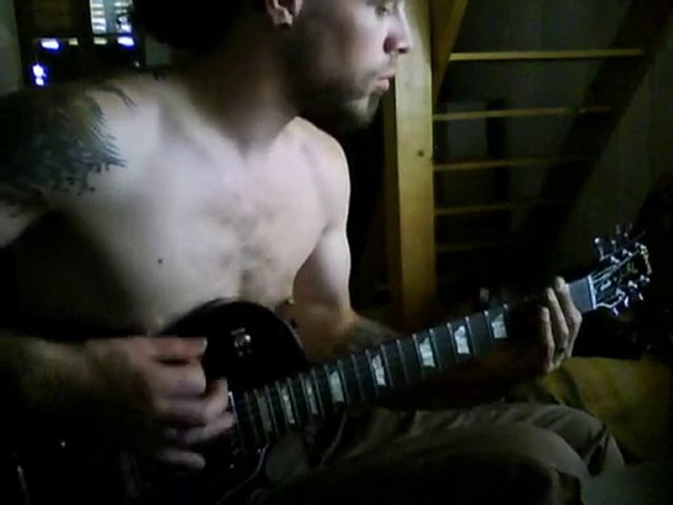 premier essai de cam to the guitare !!!!!!  ptit popaa noyel