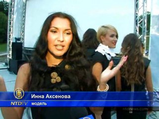 Маленькое черное платье продолжает покорять