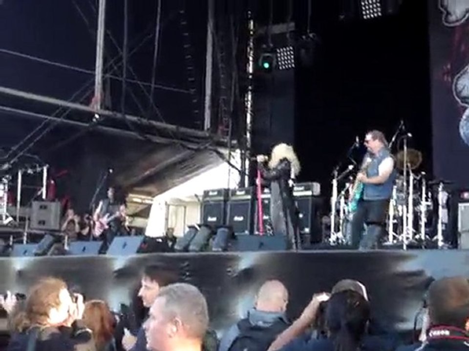 Hellfest 2010 - Twisted Sister - The Kids Are Back - Extrait