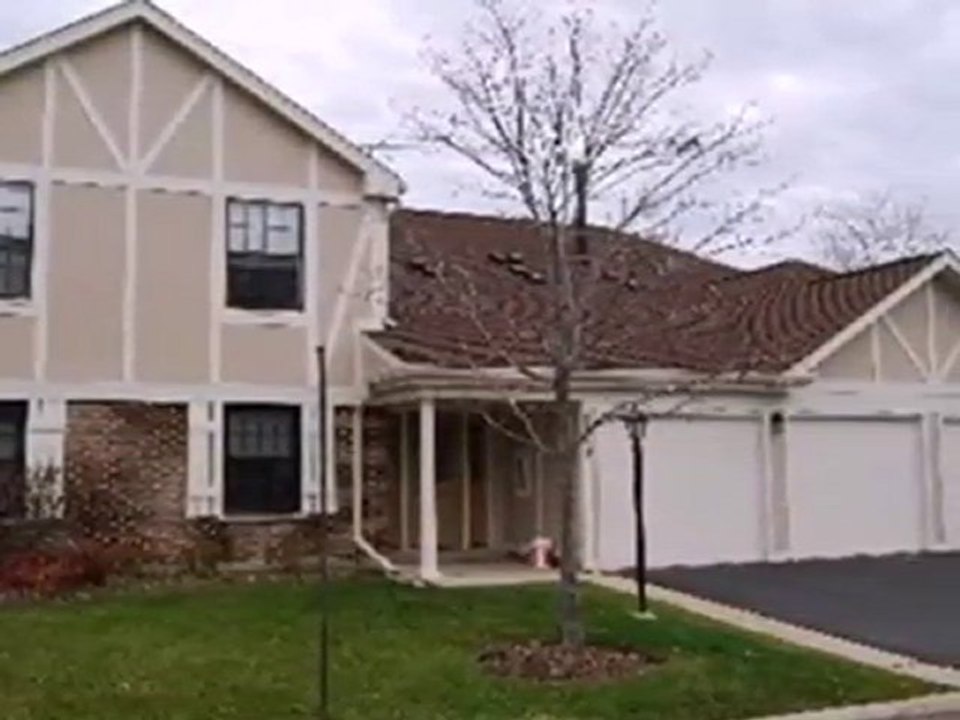 Homes for Sale - 1112 Woodbury Ln # 2D - Wheeling, IL 60090