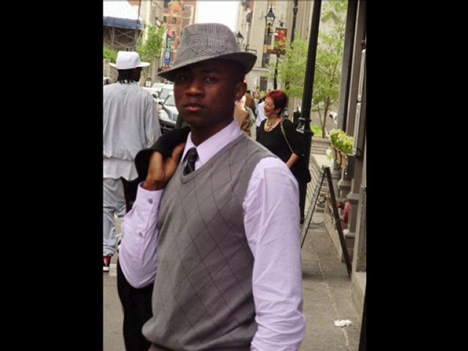 D'fresh performing  Over Lover