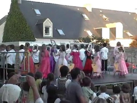 ecole du sacre coeur de lorient - kermesse 2010 - CE1