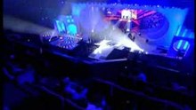 JLo-Get Right (Live)Music Awards 2005)