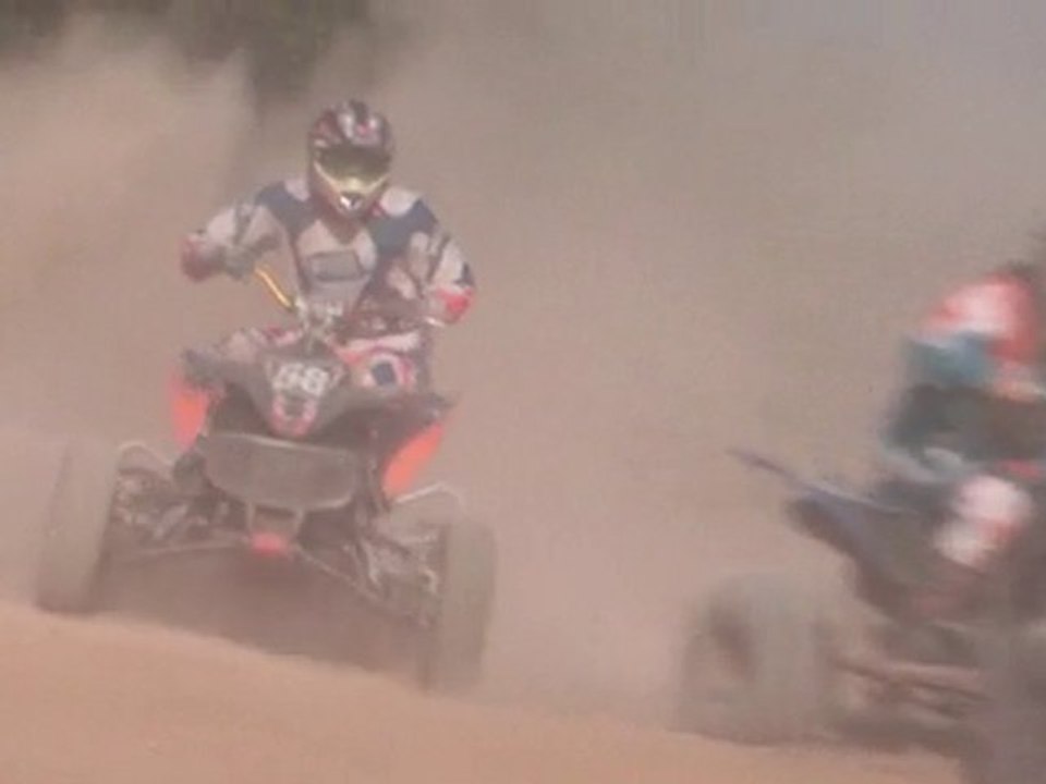 quad atv st menou 2010 (nocturne essai)