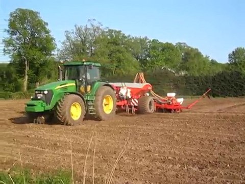 Evrard au semis de maïs 2010