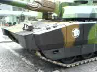 Char Leclerc défilé 14 juillet 2006