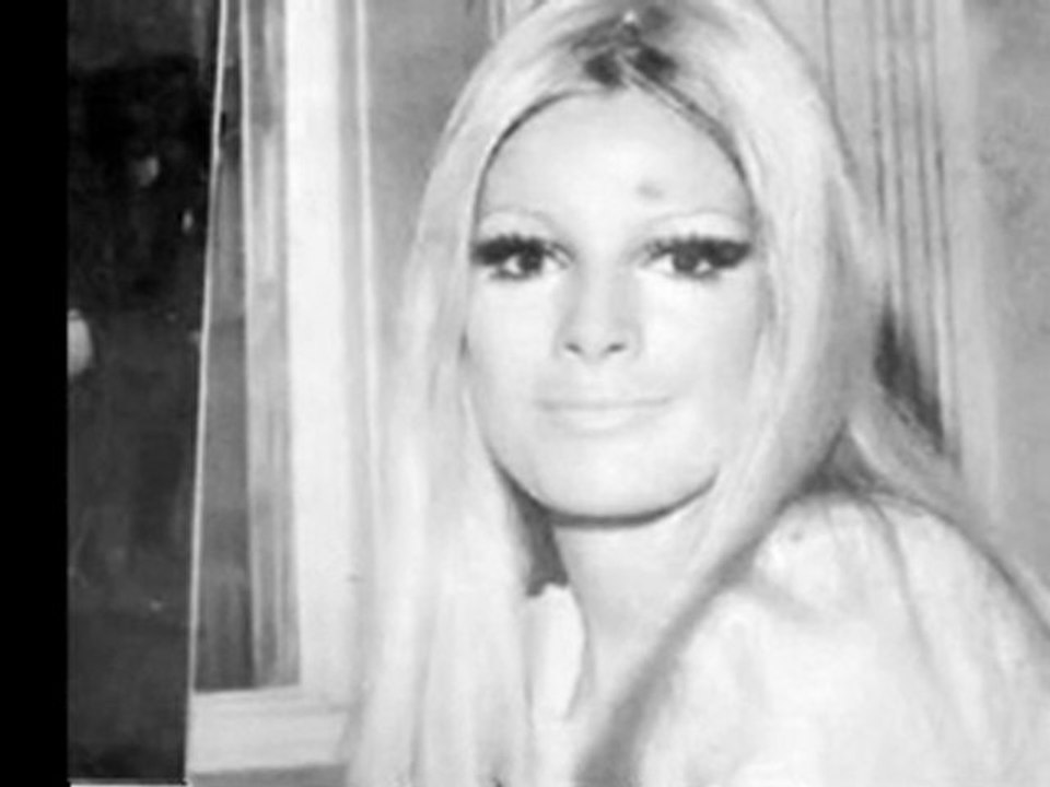 AJDA PEKKAN TANRI MİSAFİRİ