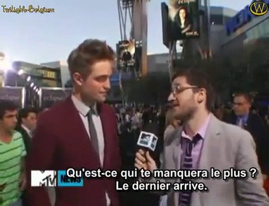 Robert Pattinson Interview at Eclipse Premiere VOSTFR