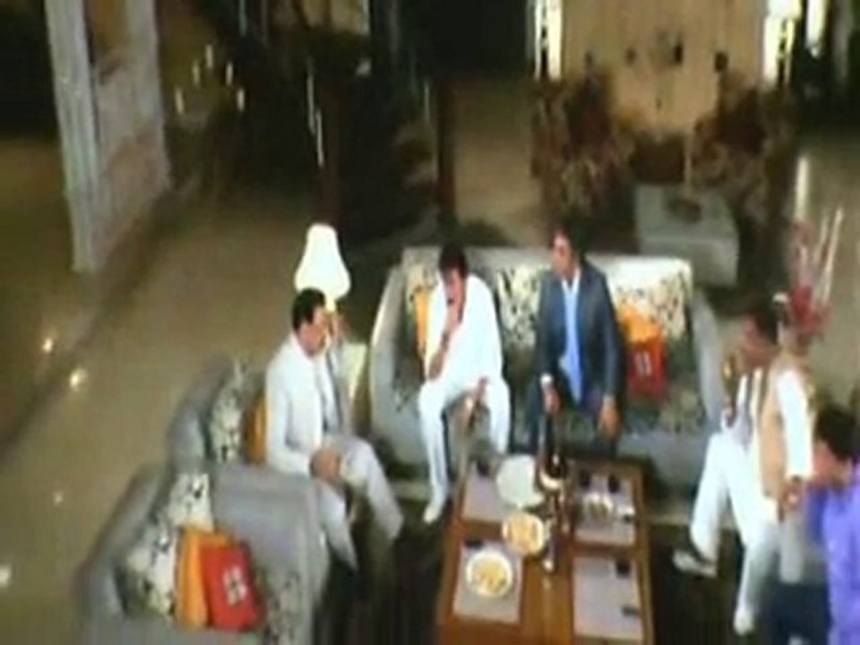 [MovieGrounds.Tv] Karantiveer -2010 - New Scam Rip004