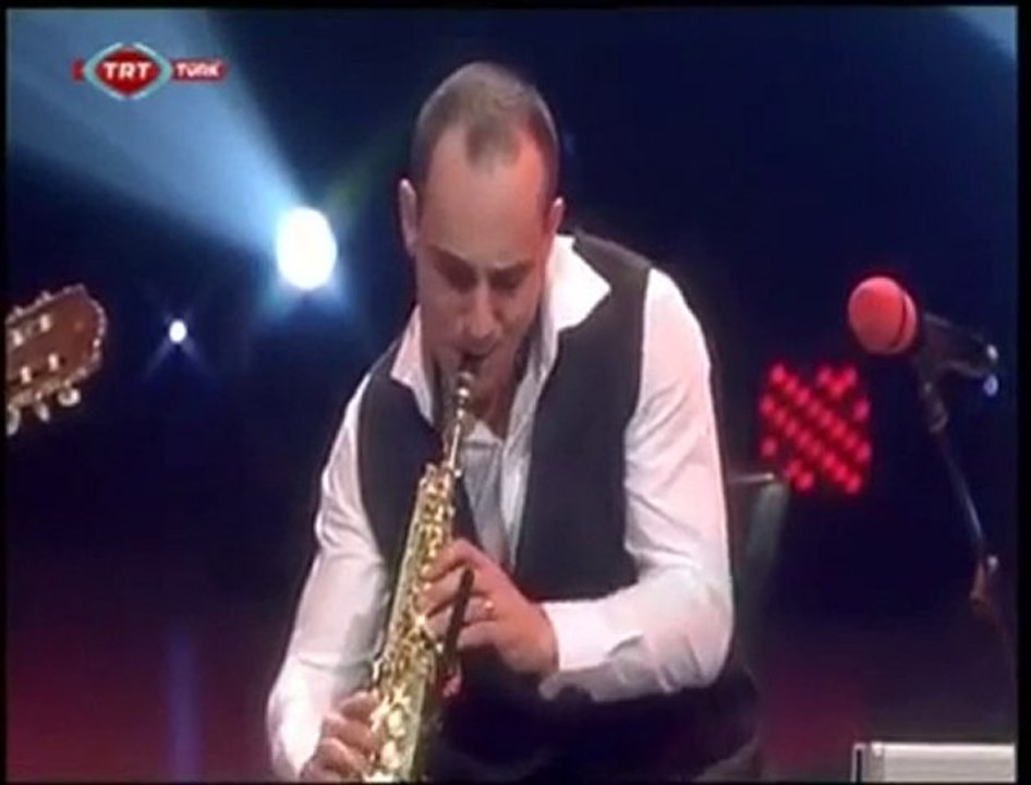 İLKAY AKKAYA BİR  YANIM  MERSİN  YEDİVEREN PROGRAMI TRT