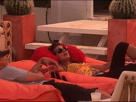 Alicya, en mal de son chéri ...